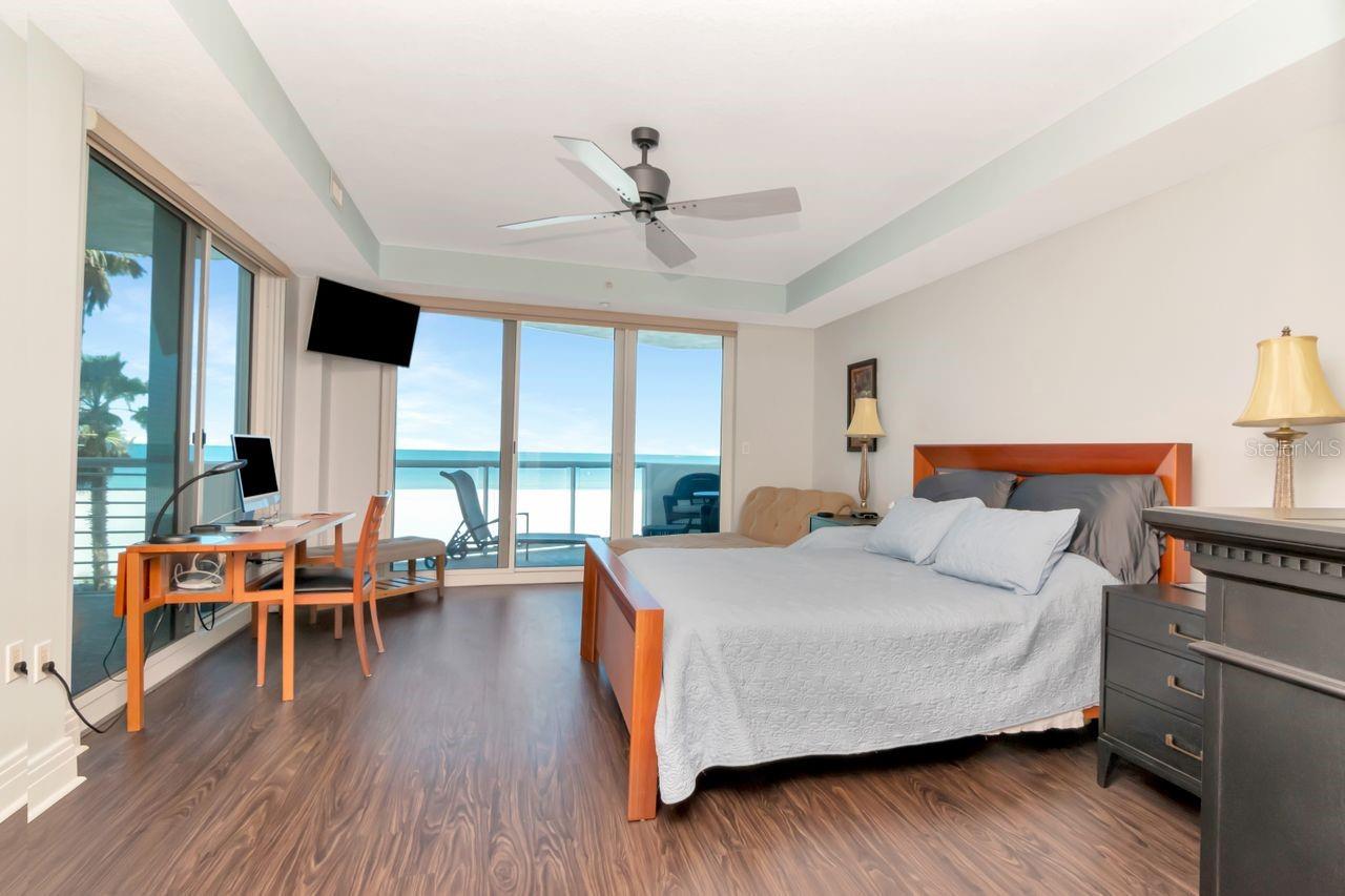 1350 Gulf Blvd #301 Property Photo 18