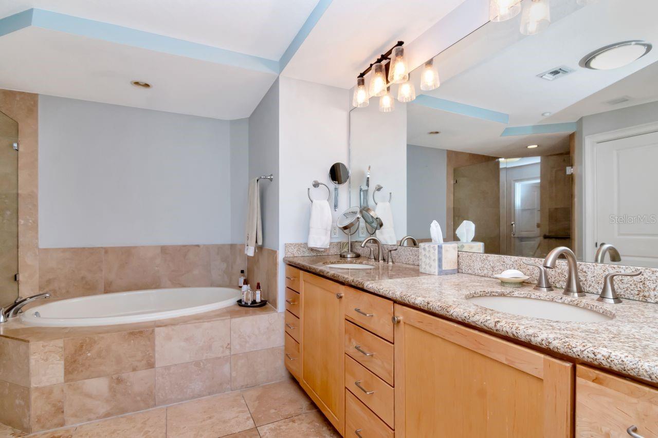 1350 Gulf Blvd #301 Property Photo 22