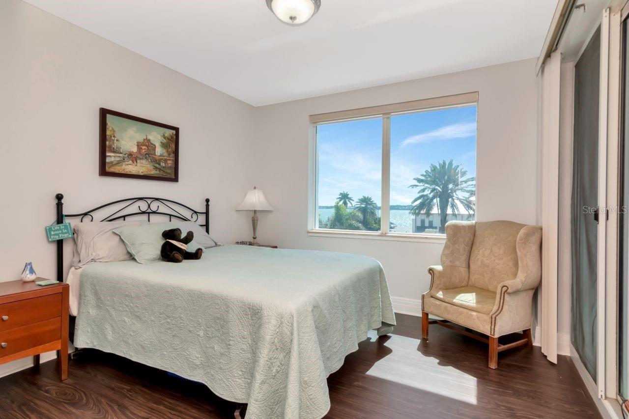 1350 Gulf Blvd #301 Property Photo 30