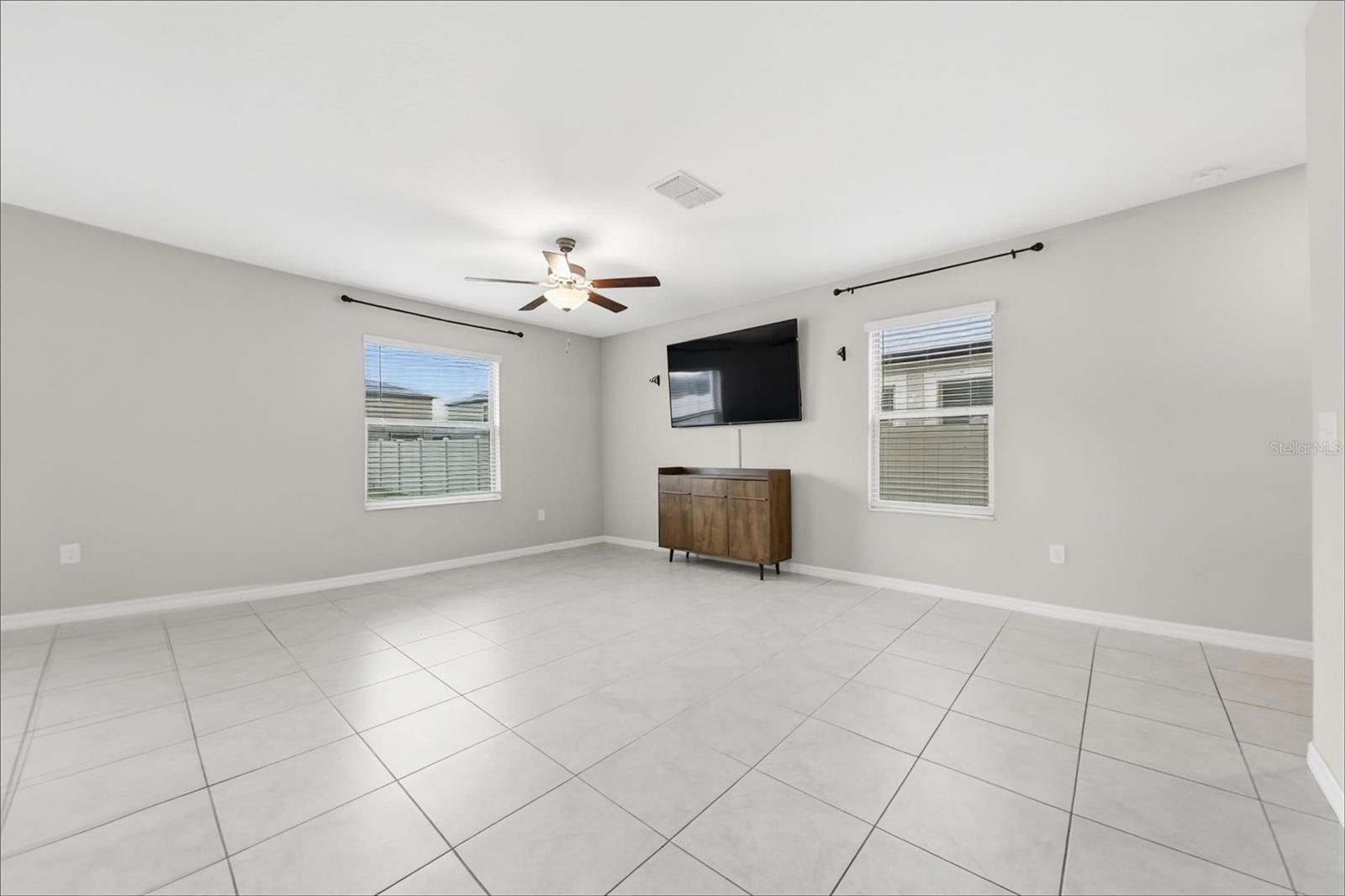 9659 Channing Hill Dr Property Photo 6