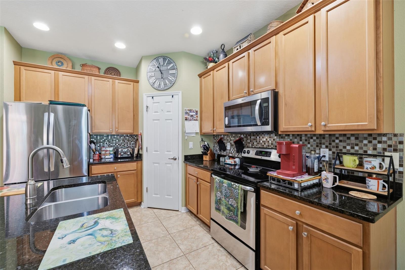 11241 Belle Haven Dr Property Photo 9