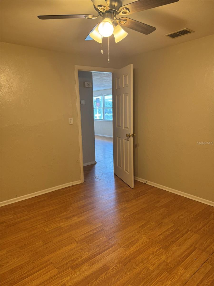 4640 Tropical Ln Property Photo 6