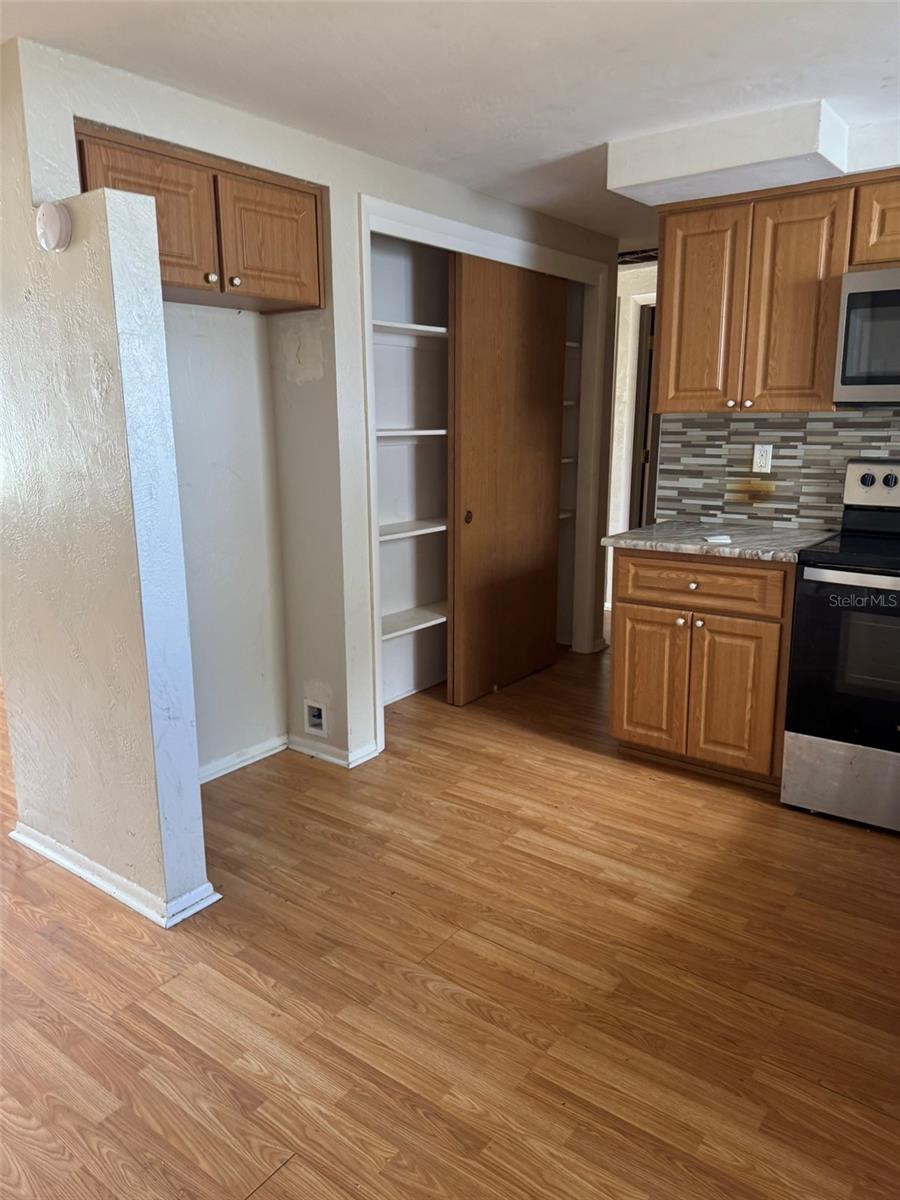 4640 Tropical Ln Property Photo 11