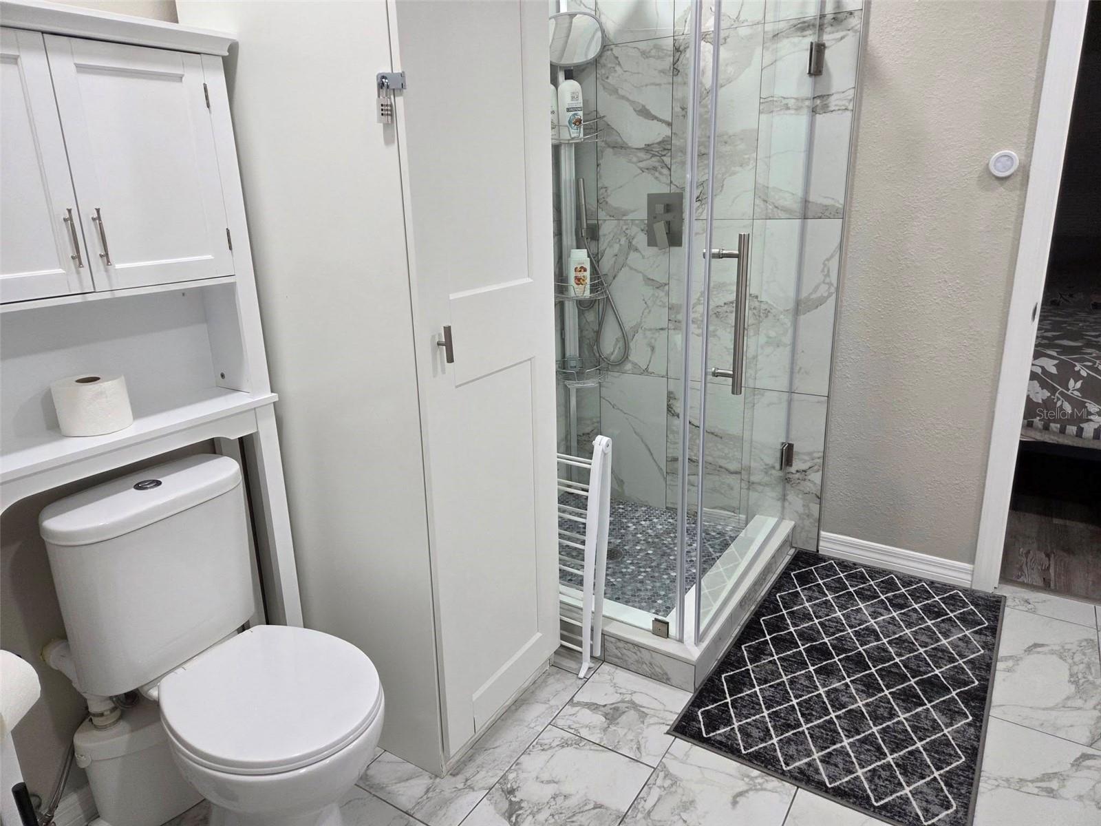 8024 Candlewoode Dr Property Photo 10
