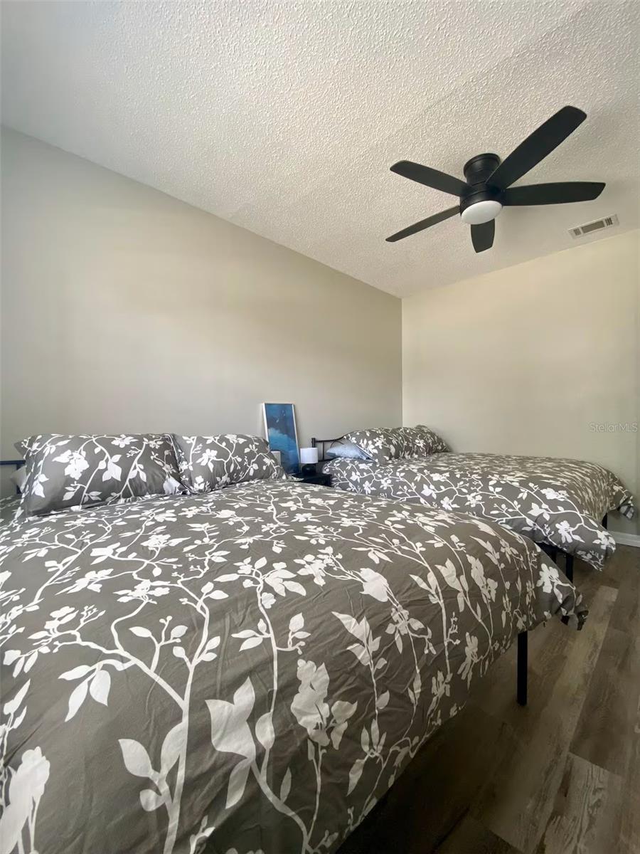 8024 Candlewoode Dr Property Photo 19