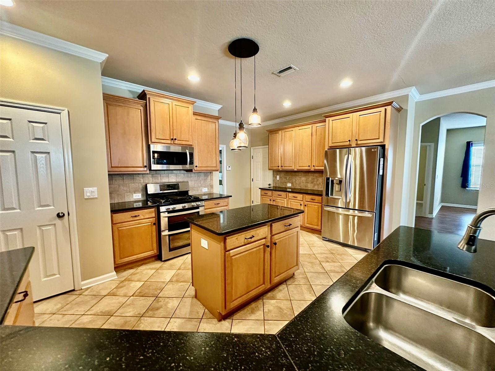 12348 Silton Peace Dr Property Photo 3