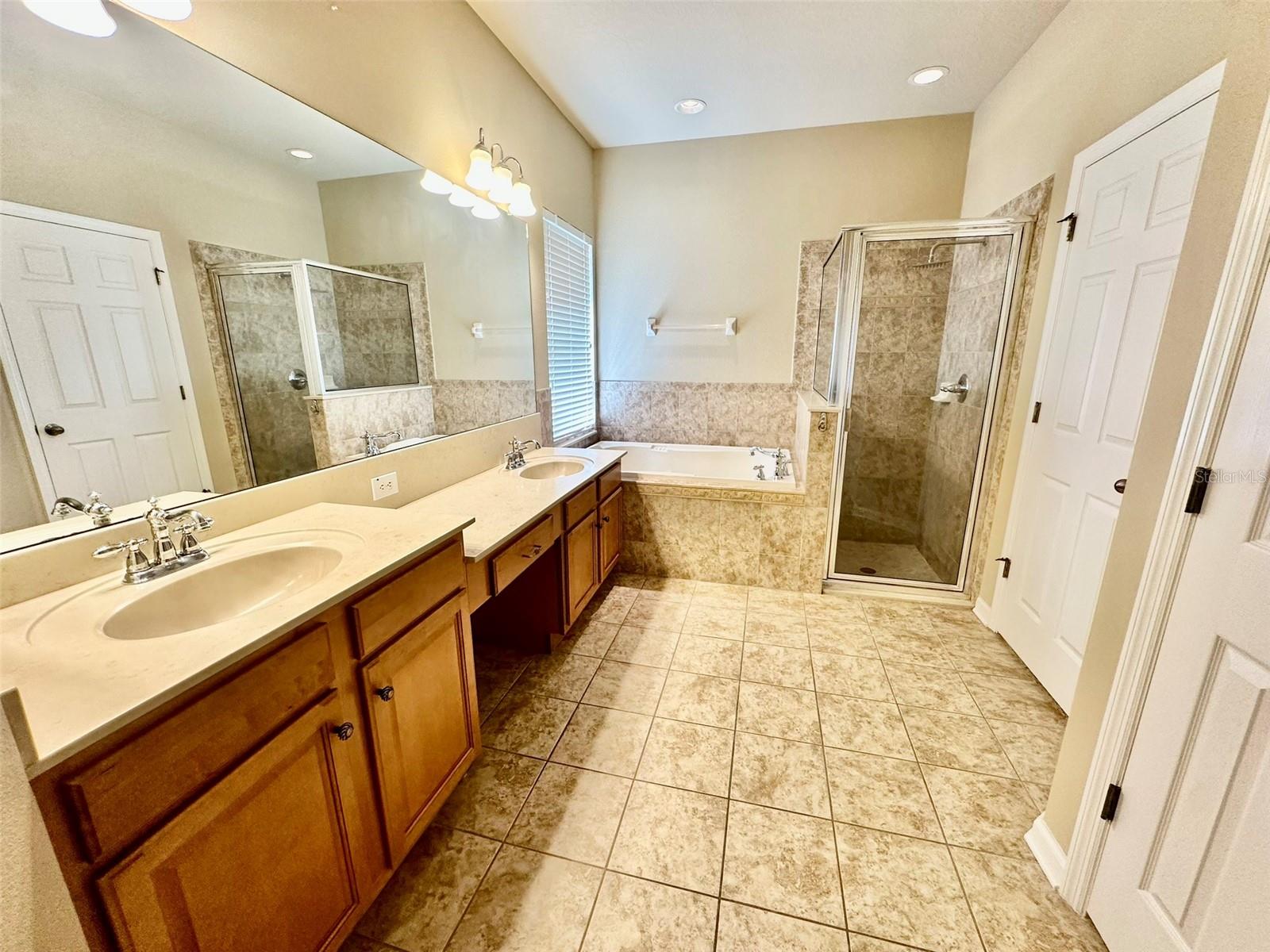 12348 Silton Peace Dr Property Photo 12