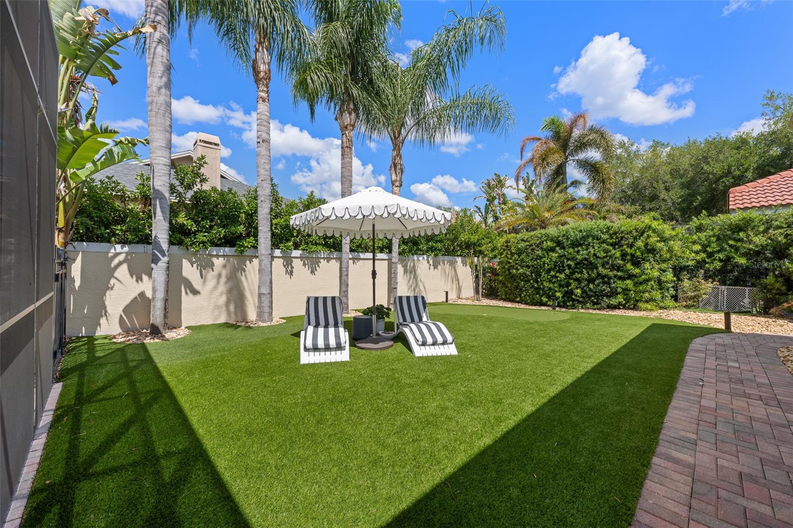 1921 Floresta View Dr Property Photo 75