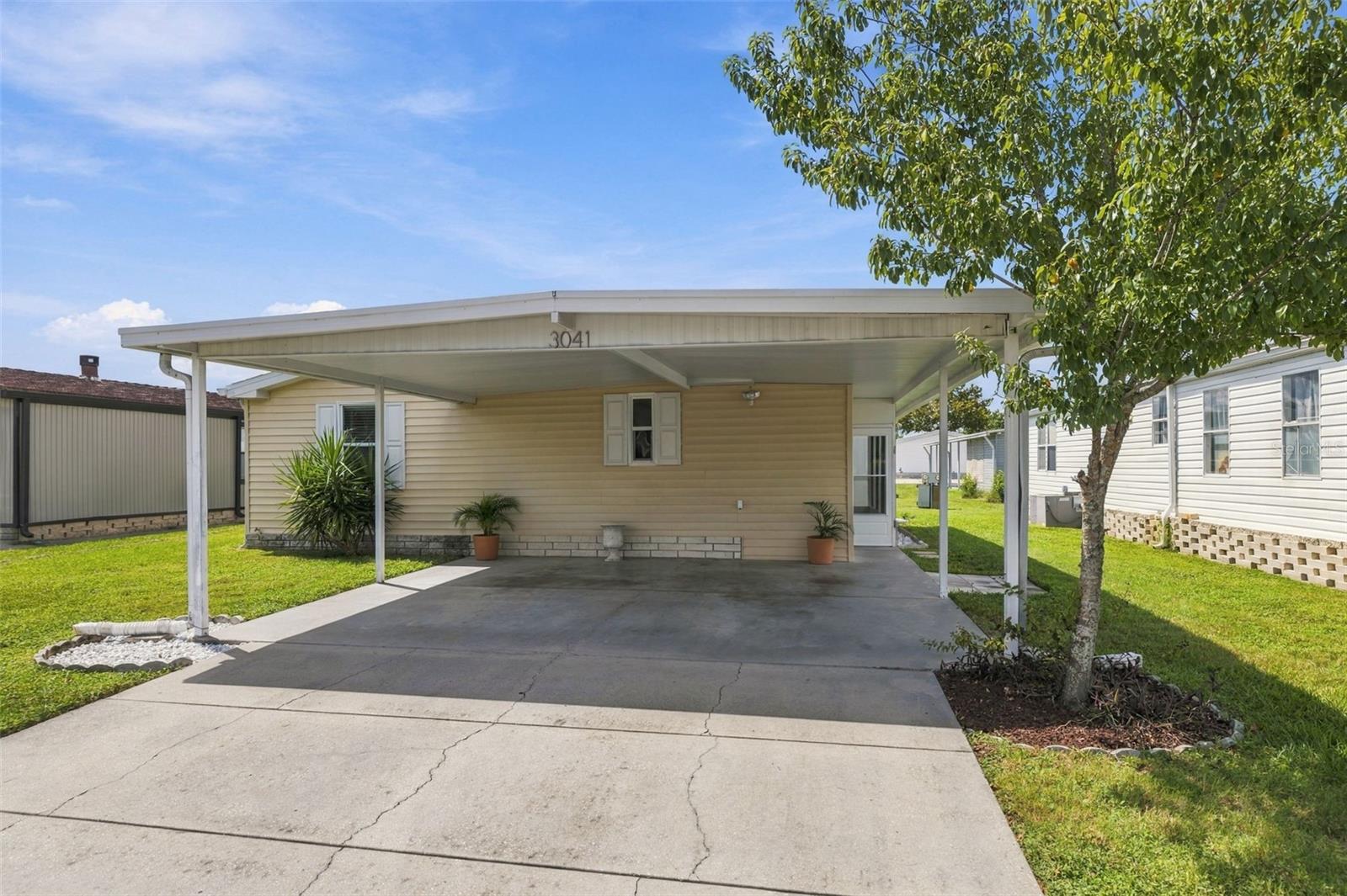 3041 SHORT LEAF ST Property Photo 1