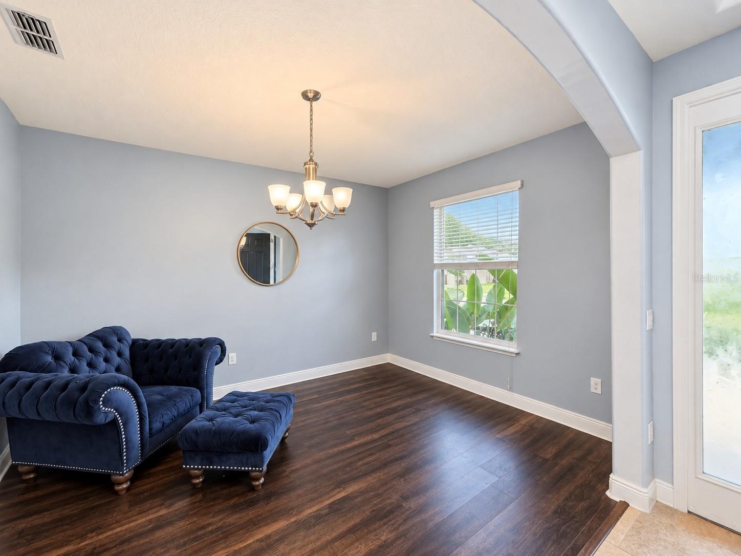 1422 Sharon Rose Trce Property Photo 4