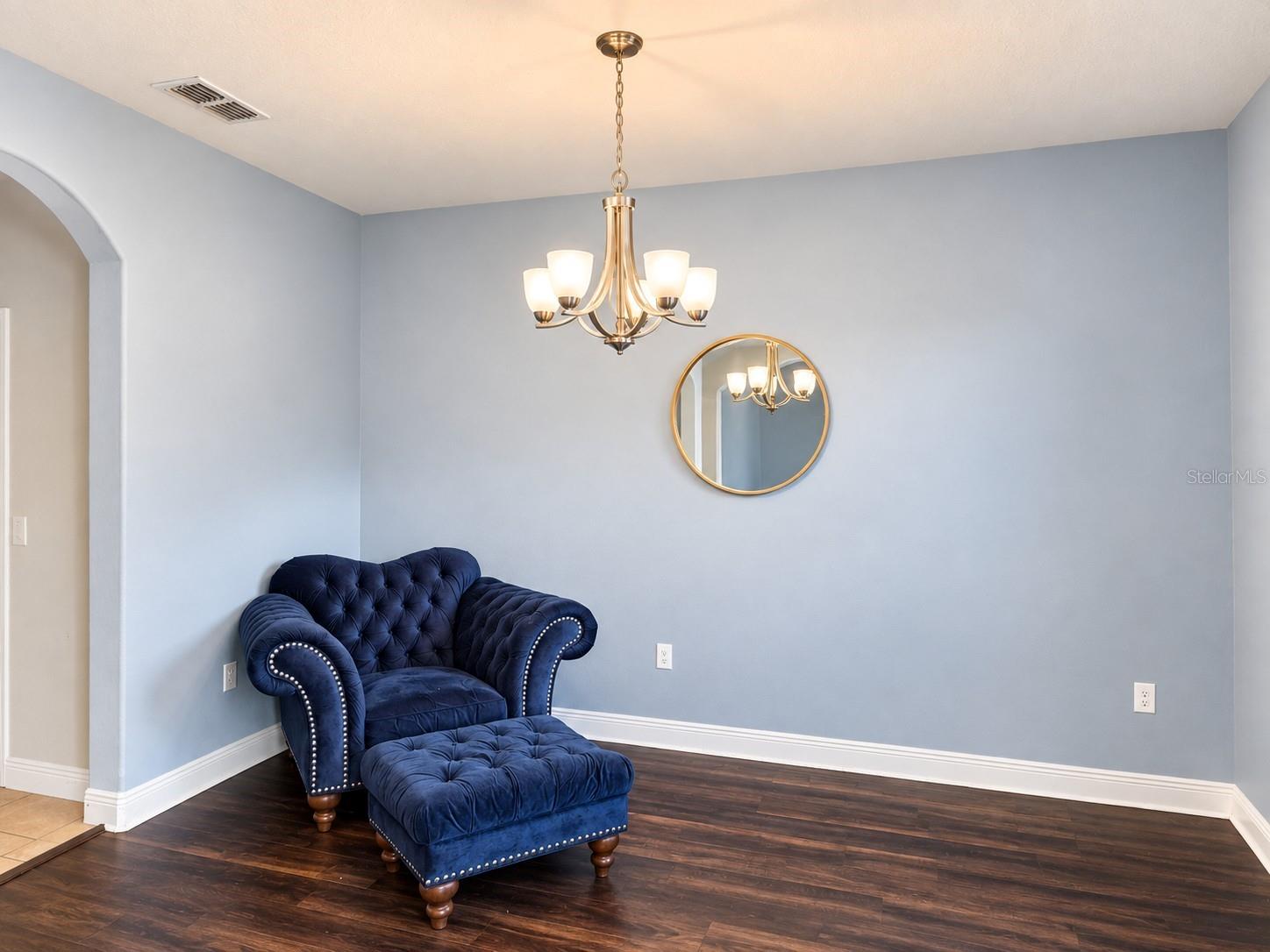 1422 Sharon Rose Trce Property Photo 5