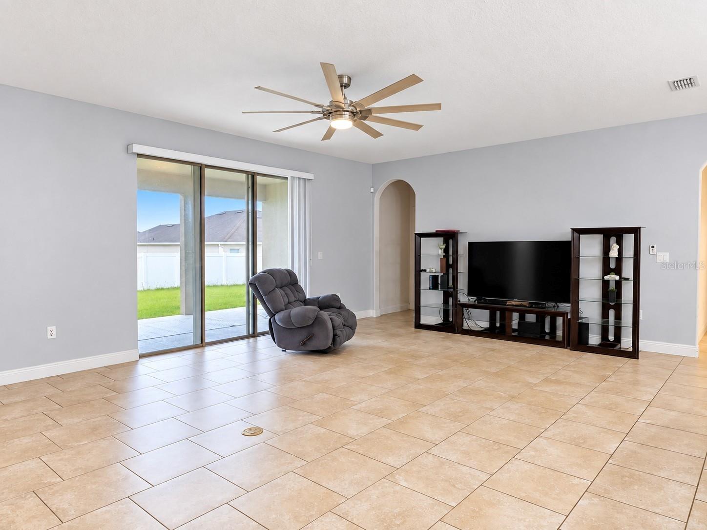 1422 Sharon Rose Trce Property Photo 13