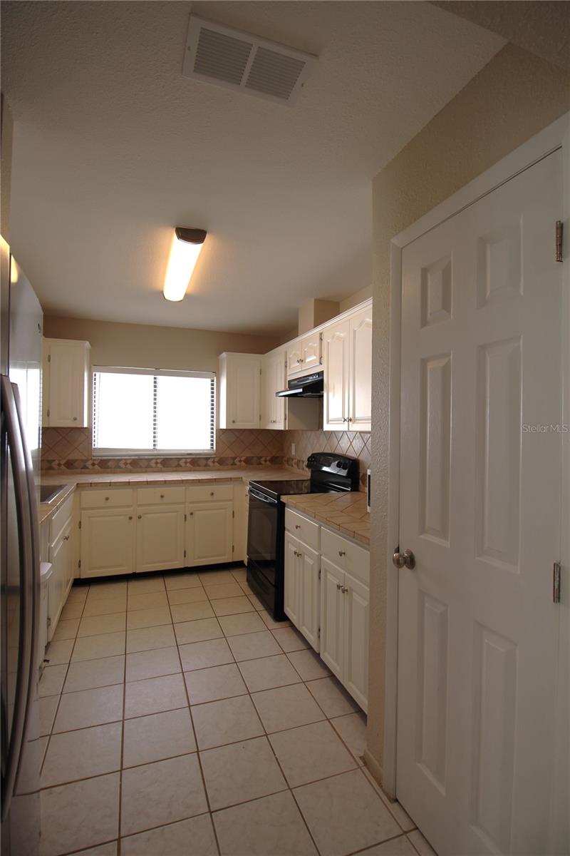 390 S Woodlands Dr Property Photo 17