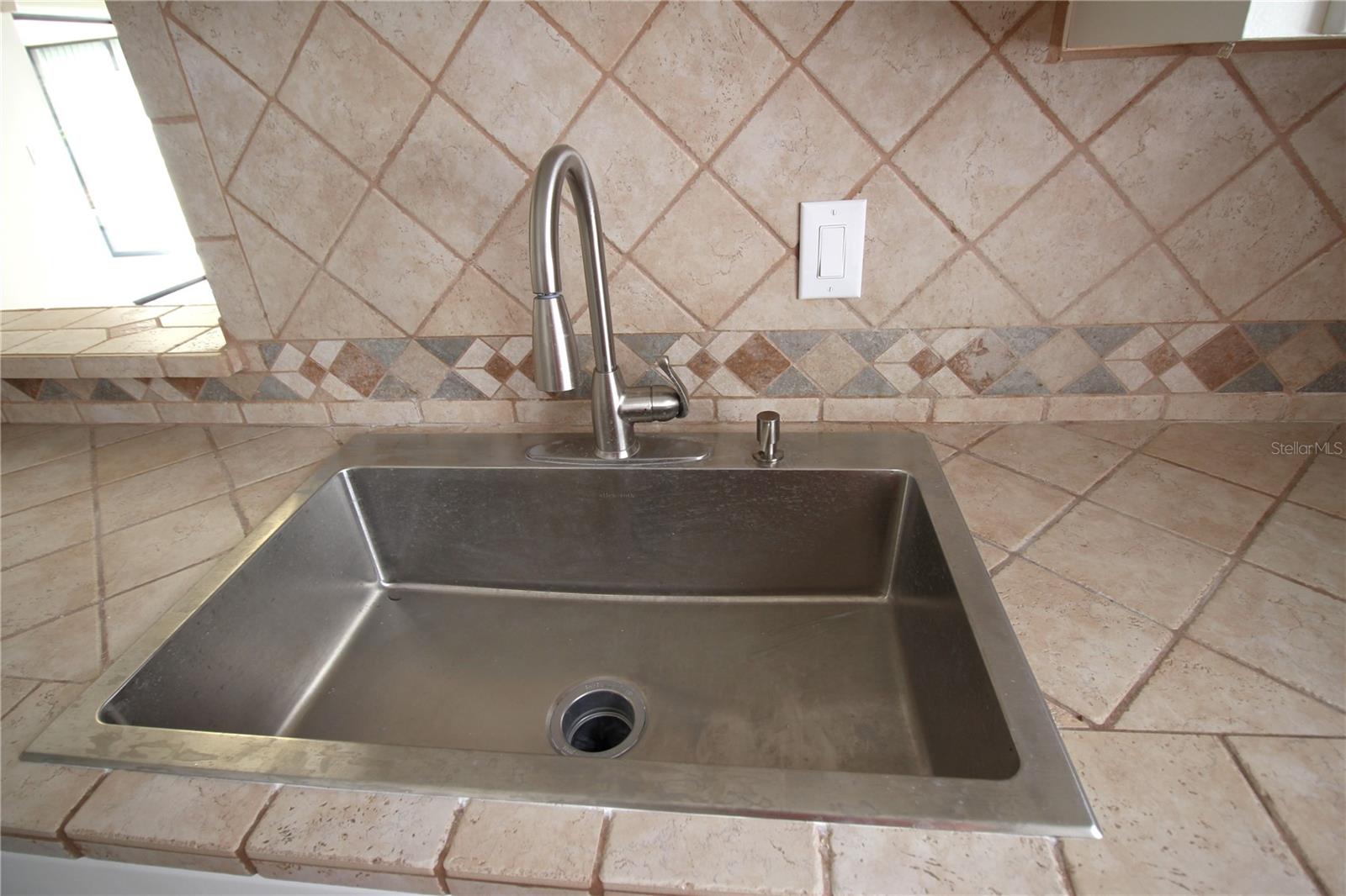 390 S Woodlands Dr Property Photo 20