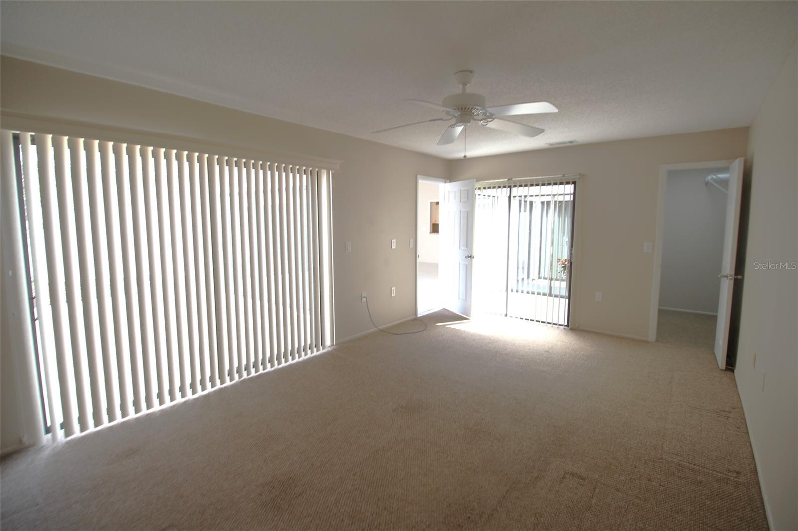 390 S Woodlands Dr Property Photo 27