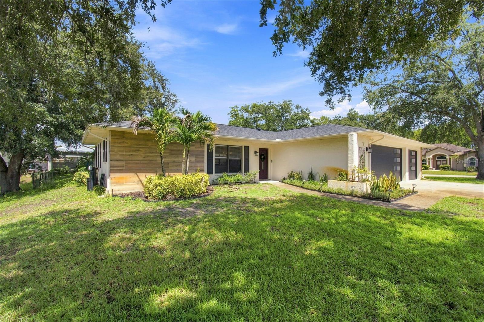 9639 ALVERNON DR Property Photo 1