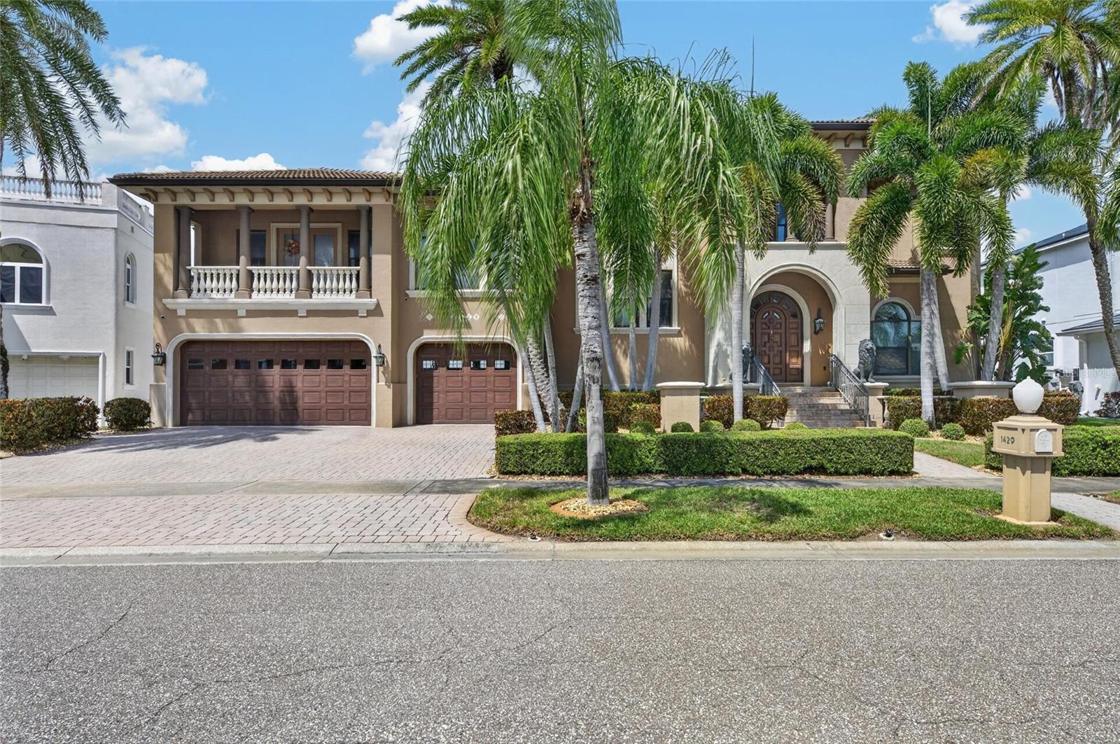 1429 Jumana Loop Property Photo 1