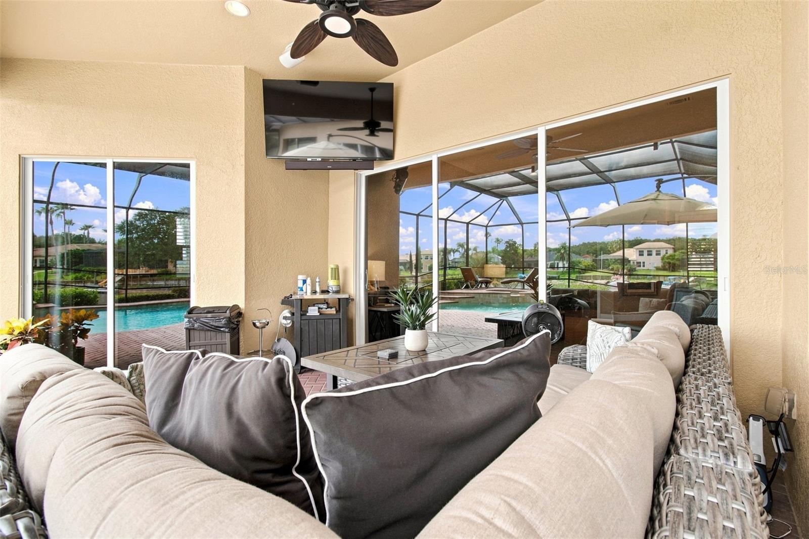 10801 Barbados Isle Dr Property Photo 11