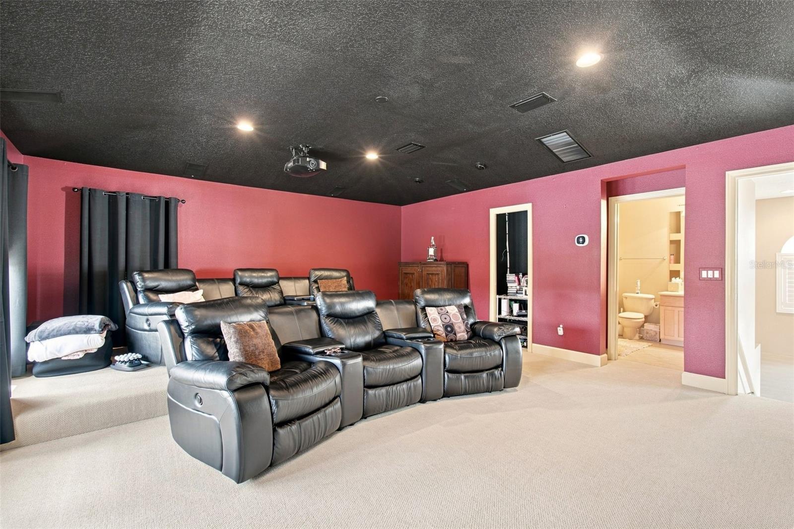 10801 Barbados Isle Dr Property Photo 68