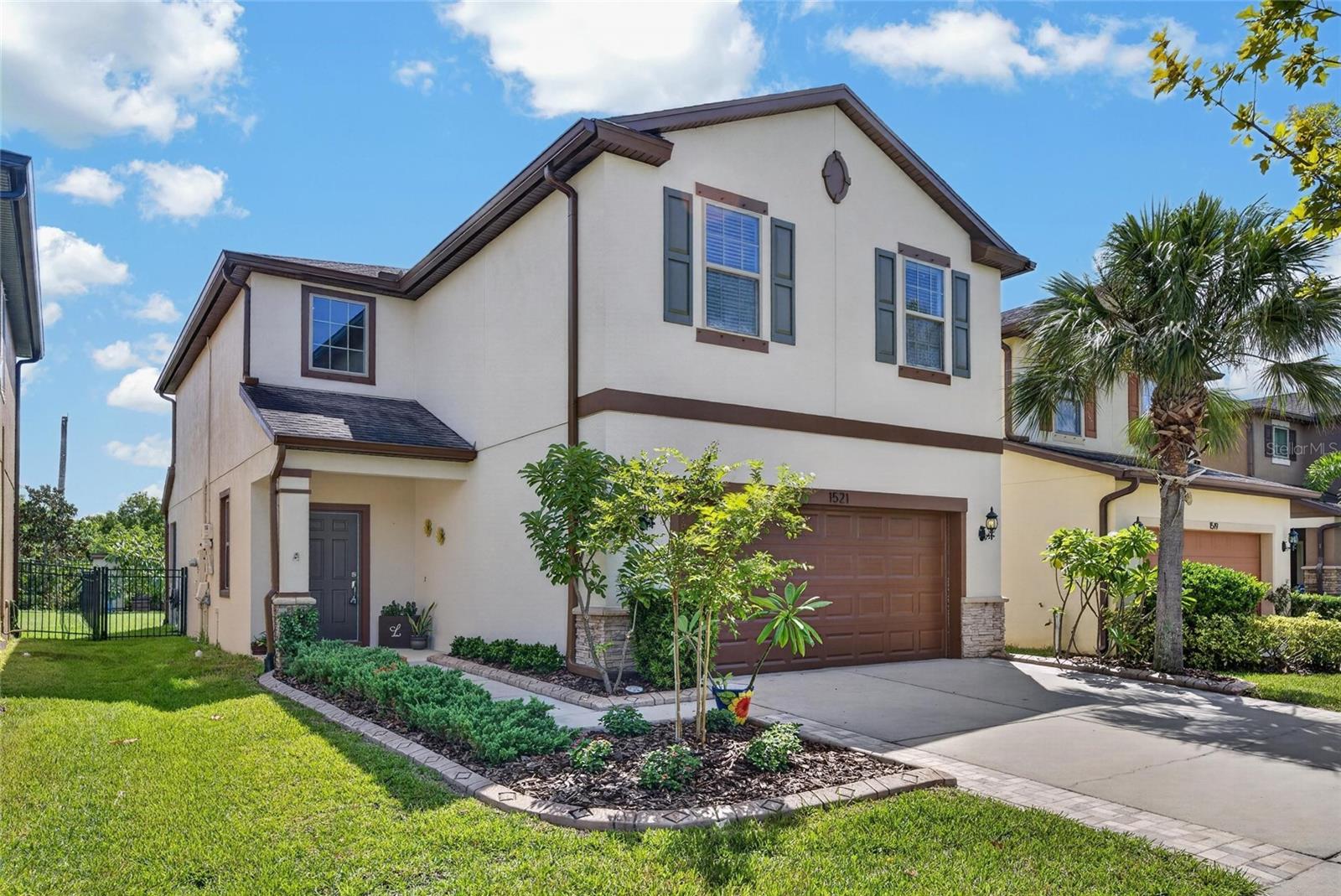 1521 Custer Bayou St Property Photo 10