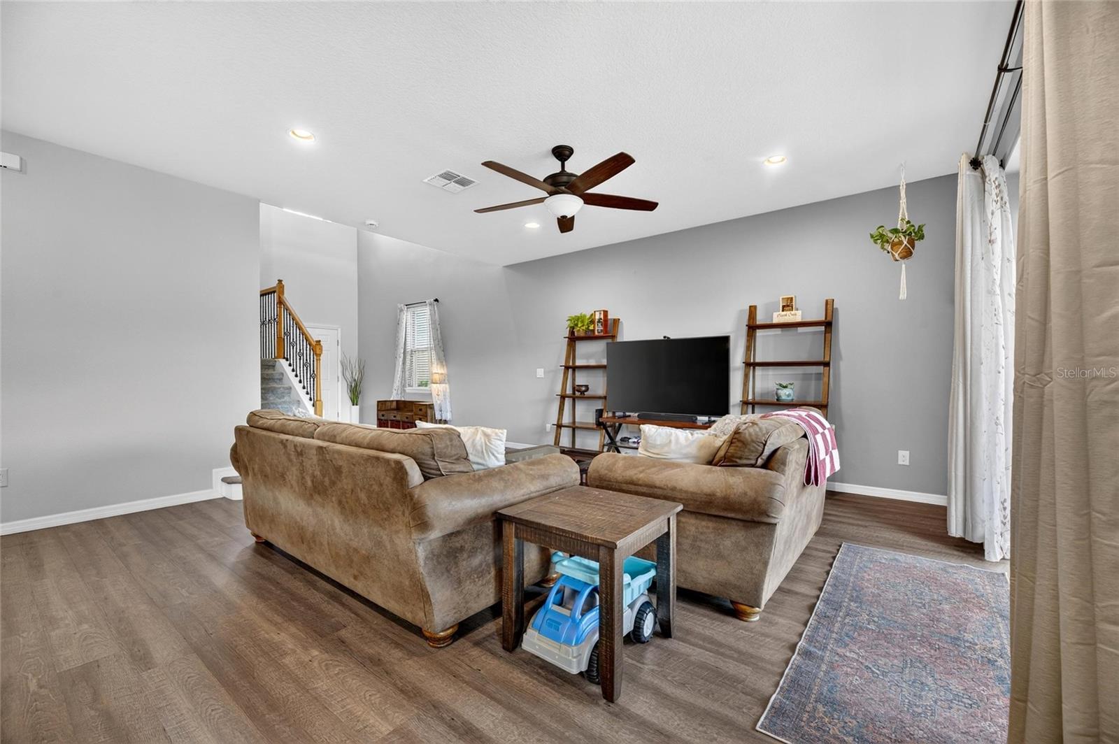 1521 Custer Bayou St Property Photo 20