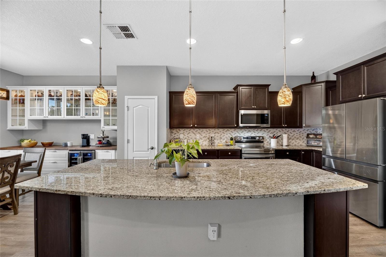 1521 Custer Bayou St Property Photo 24