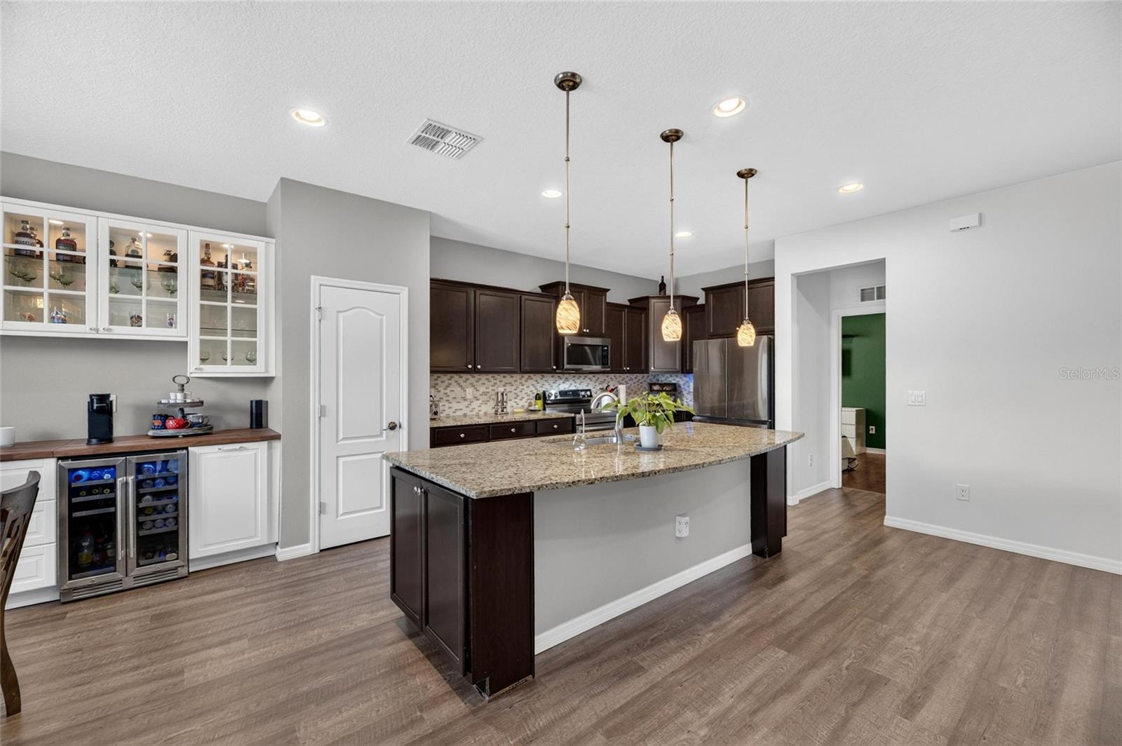 1521 Custer Bayou St Property Photo 25
