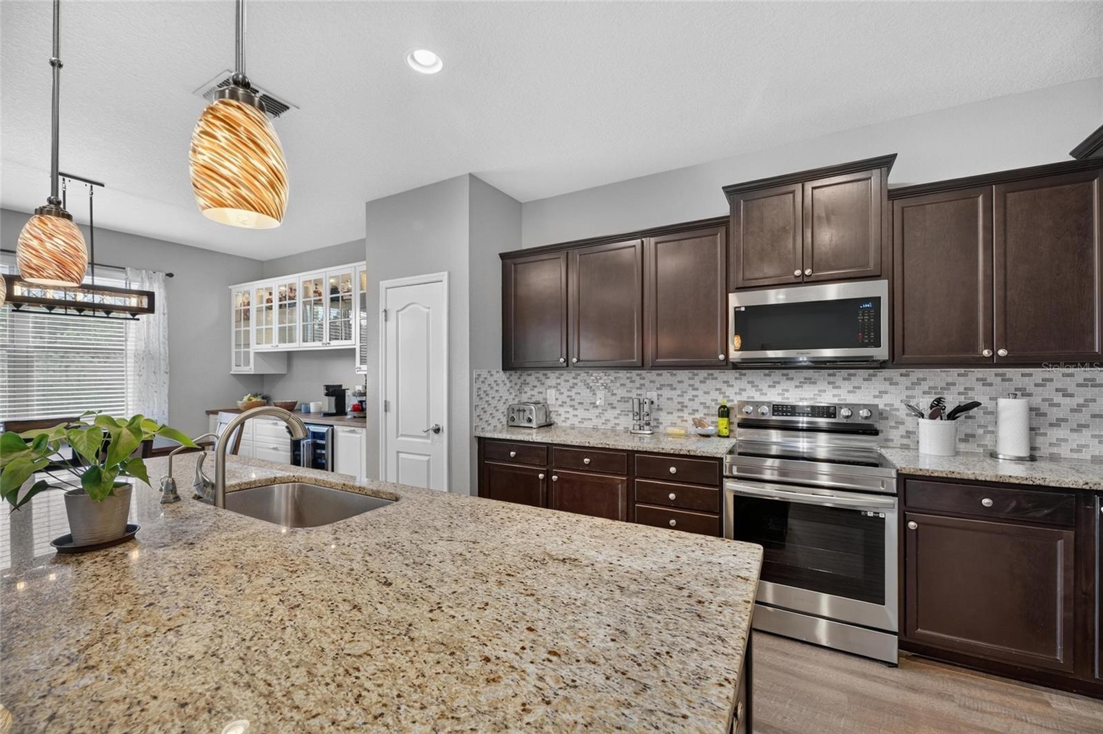 1521 Custer Bayou St Property Photo 30