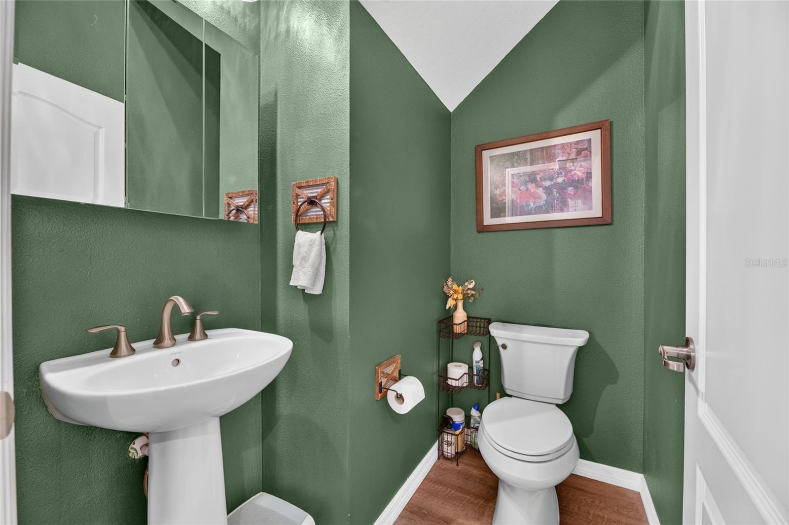 1521 Custer Bayou St Property Photo 34