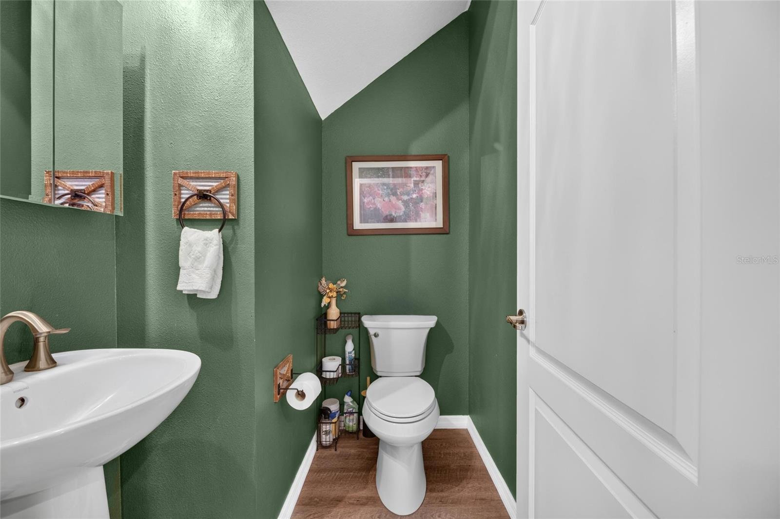 1521 Custer Bayou St Property Photo 35