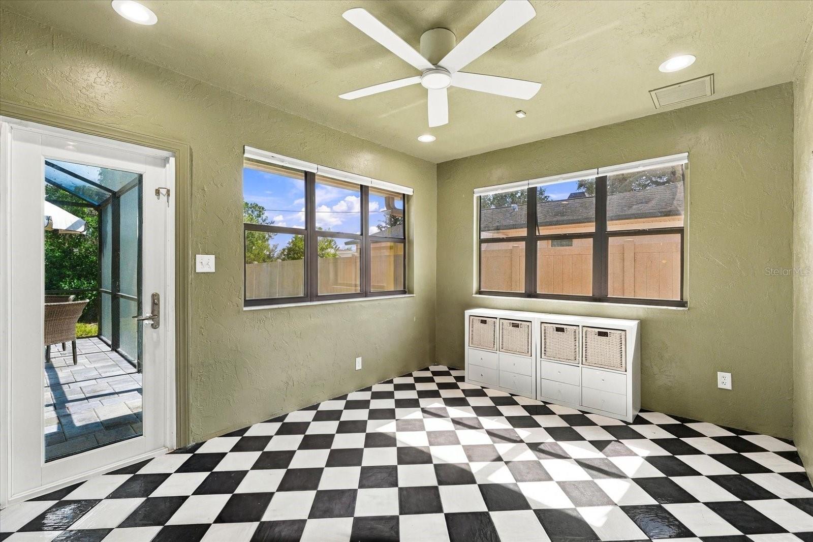 1515 Midnight Pass Way Property Photo 42