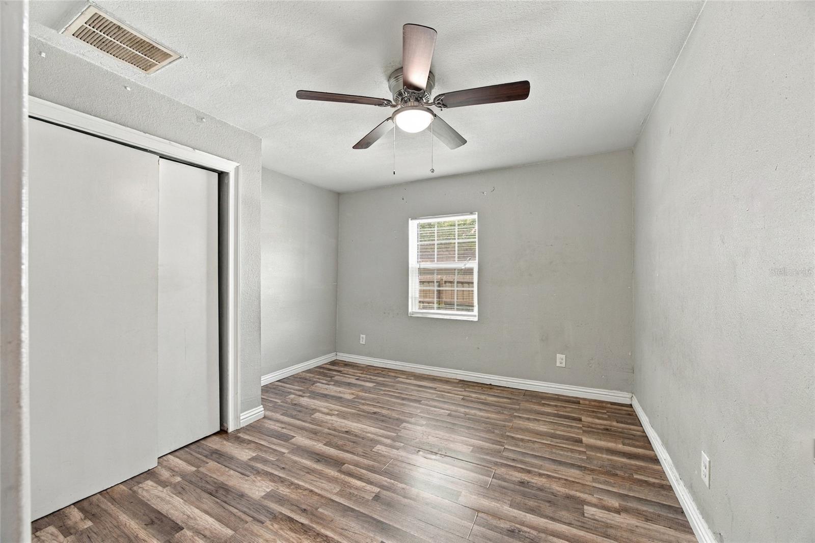 1109 N Gordon St Property Photo 21