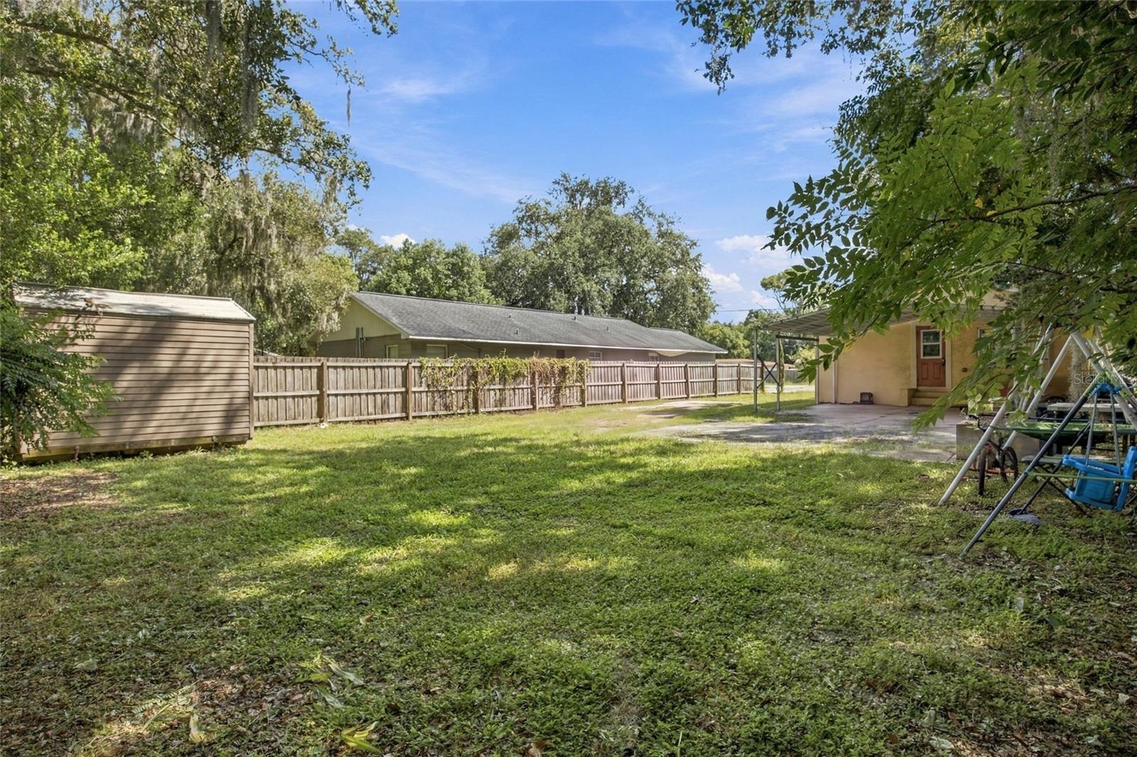 1109 N Gordon St Property Photo 30