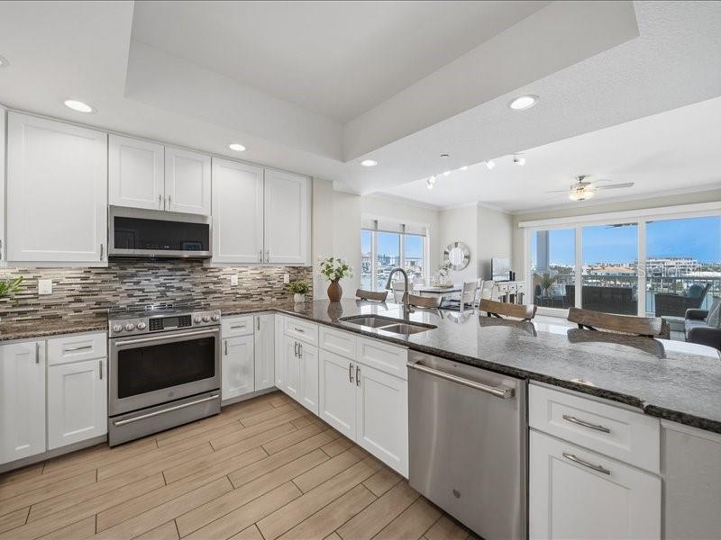 706 Bayway Blvd #501 Property Photo 16