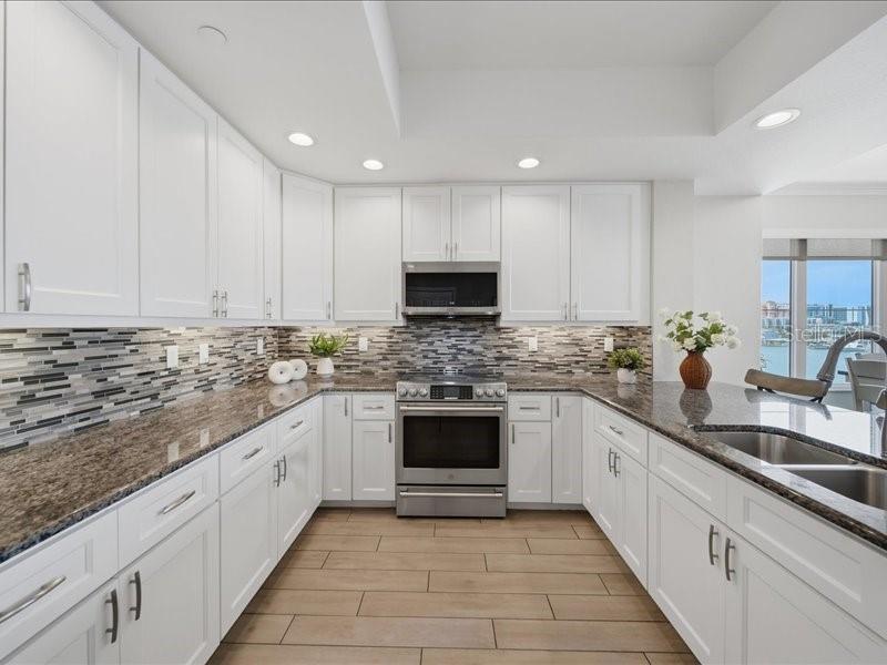 706 Bayway Blvd #501 Property Photo 20
