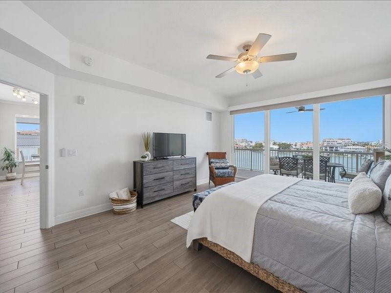 706 Bayway Blvd #501 Property Photo 27