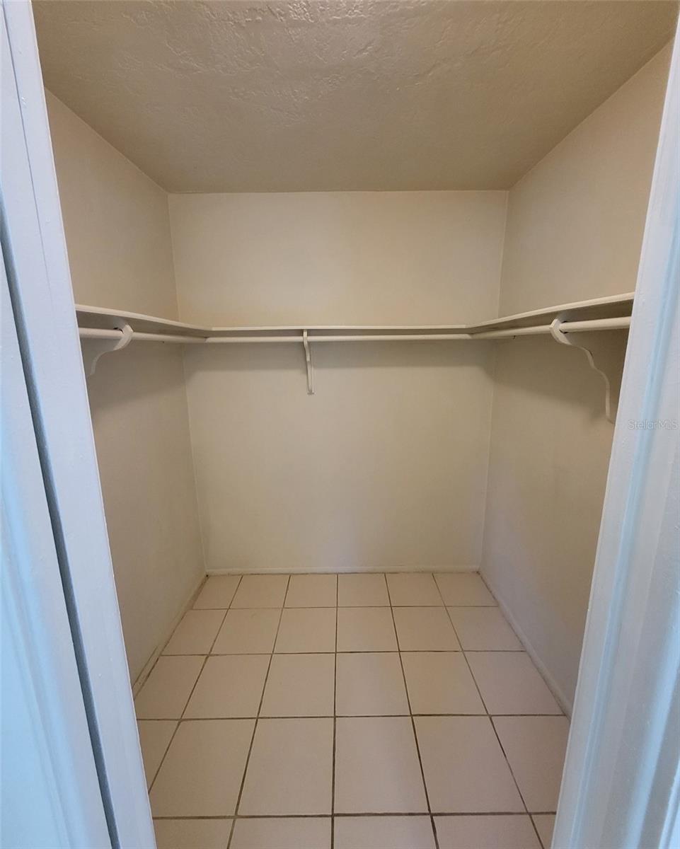 831 Sw 49th Ter Property Photo 17