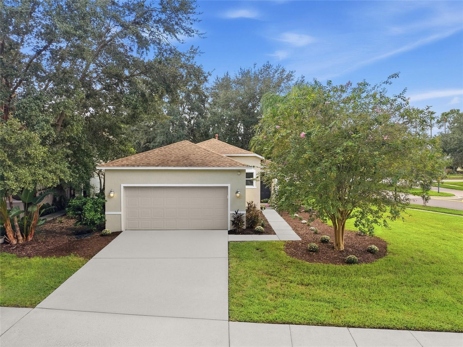 2306 Spring Hollow Loop Property Photo 1