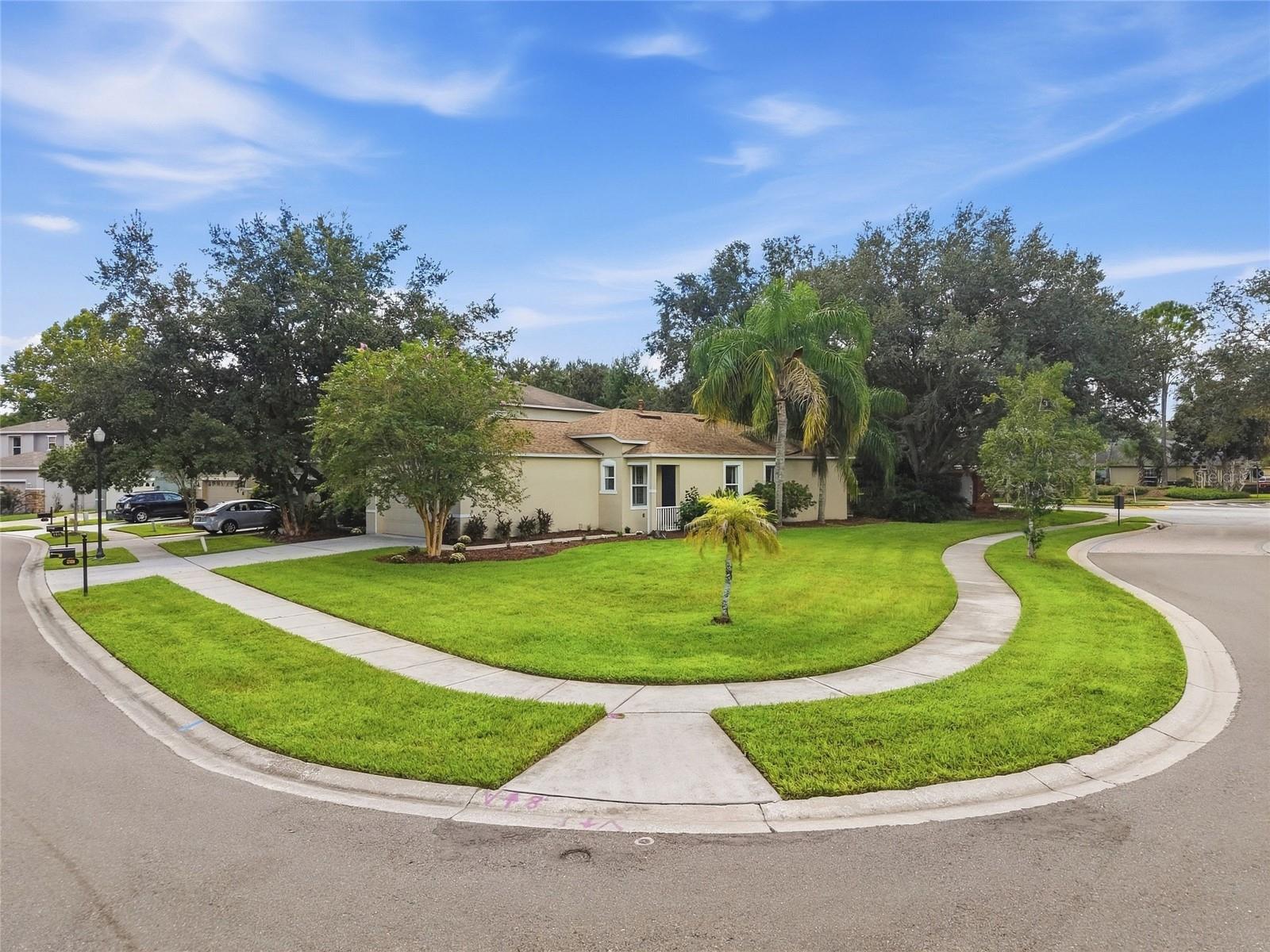 2306 Spring Hollow Loop Property Photo 20