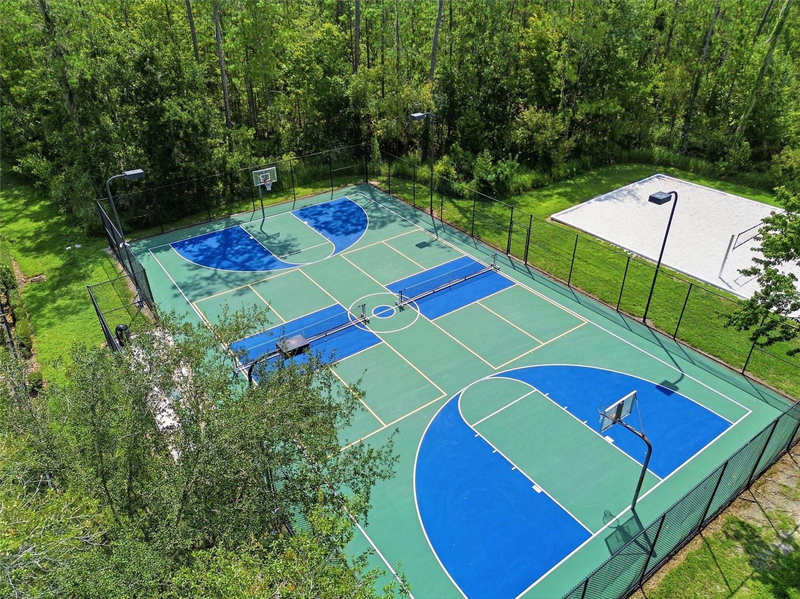 2306 Spring Hollow Loop Property Photo 35
