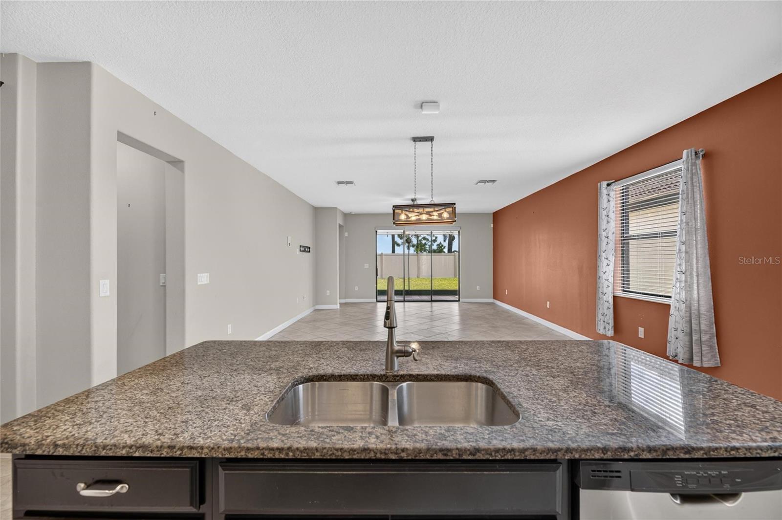 16836 Whisper Elm St Property Photo 16