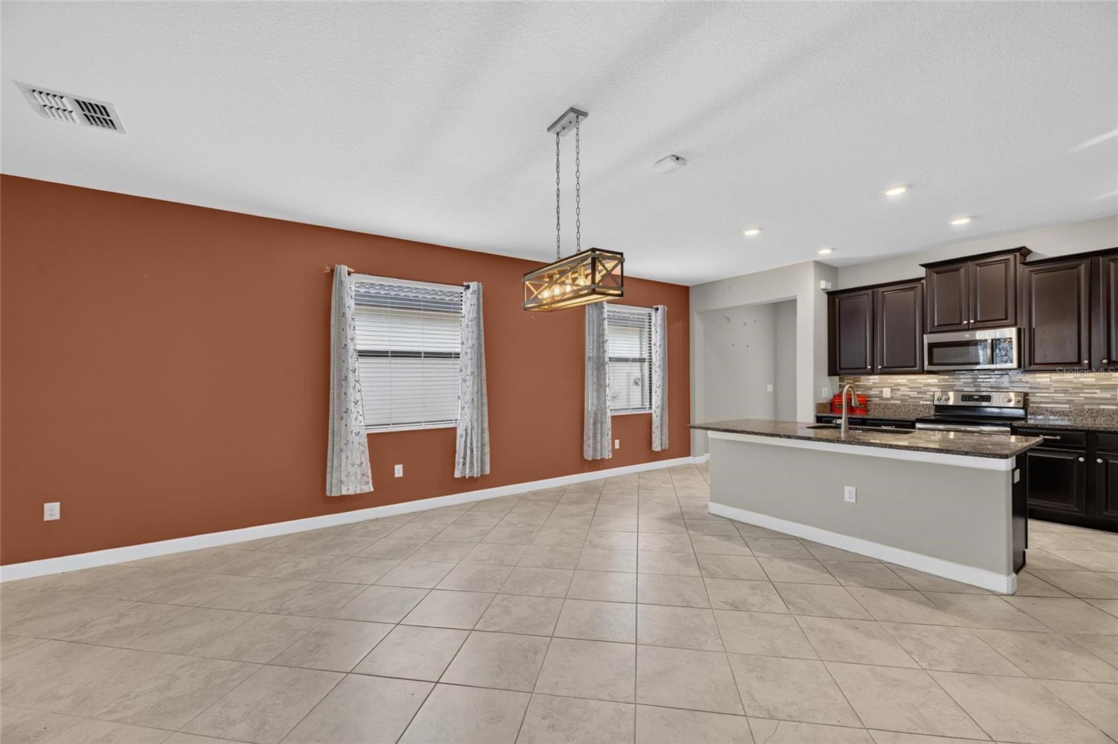 16836 Whisper Elm St Property Photo 17