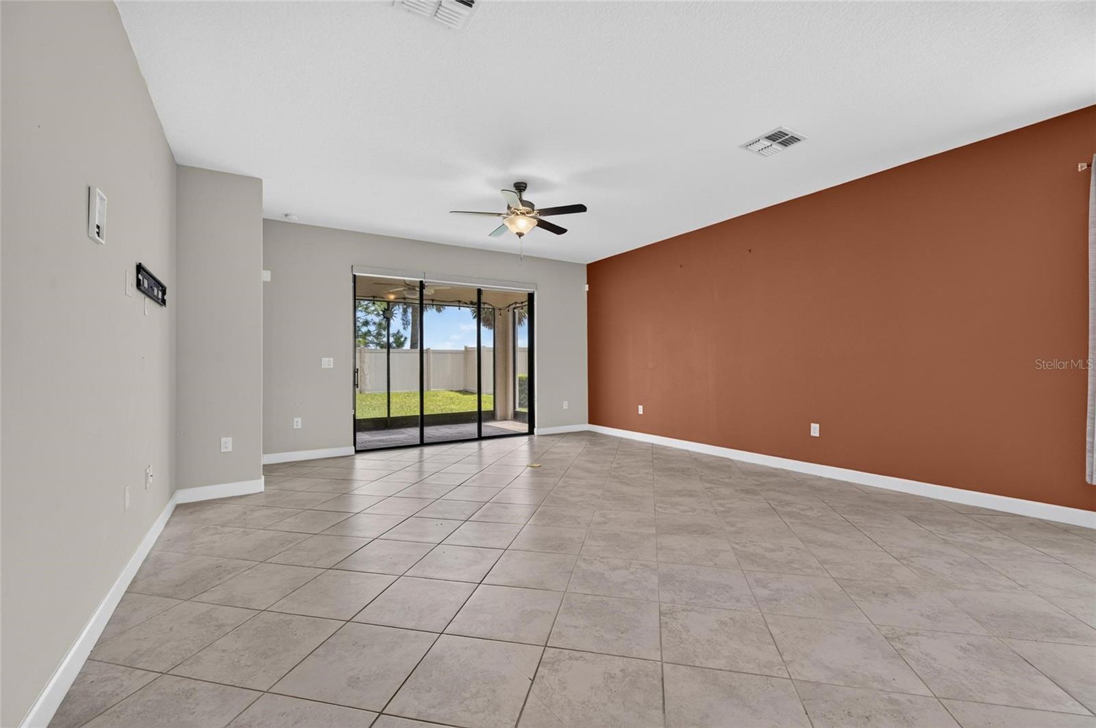 16836 Whisper Elm St Property Photo 19