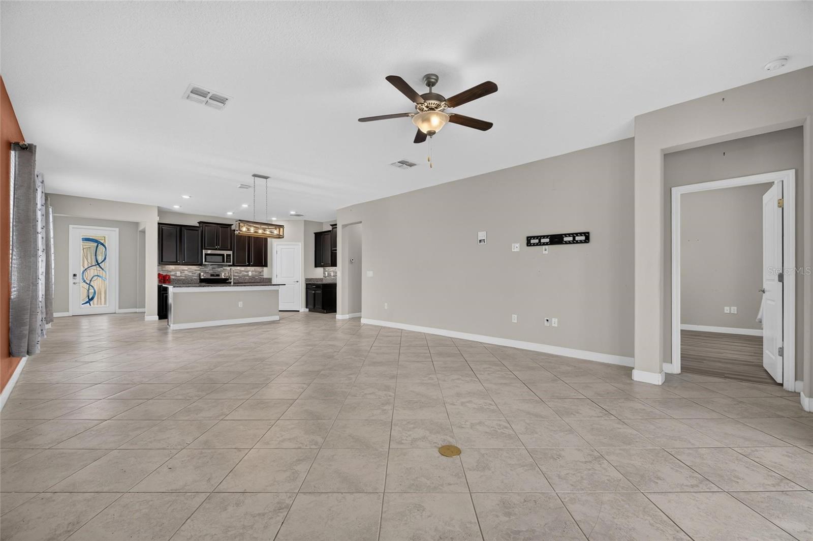 16836 Whisper Elm St Property Photo 22