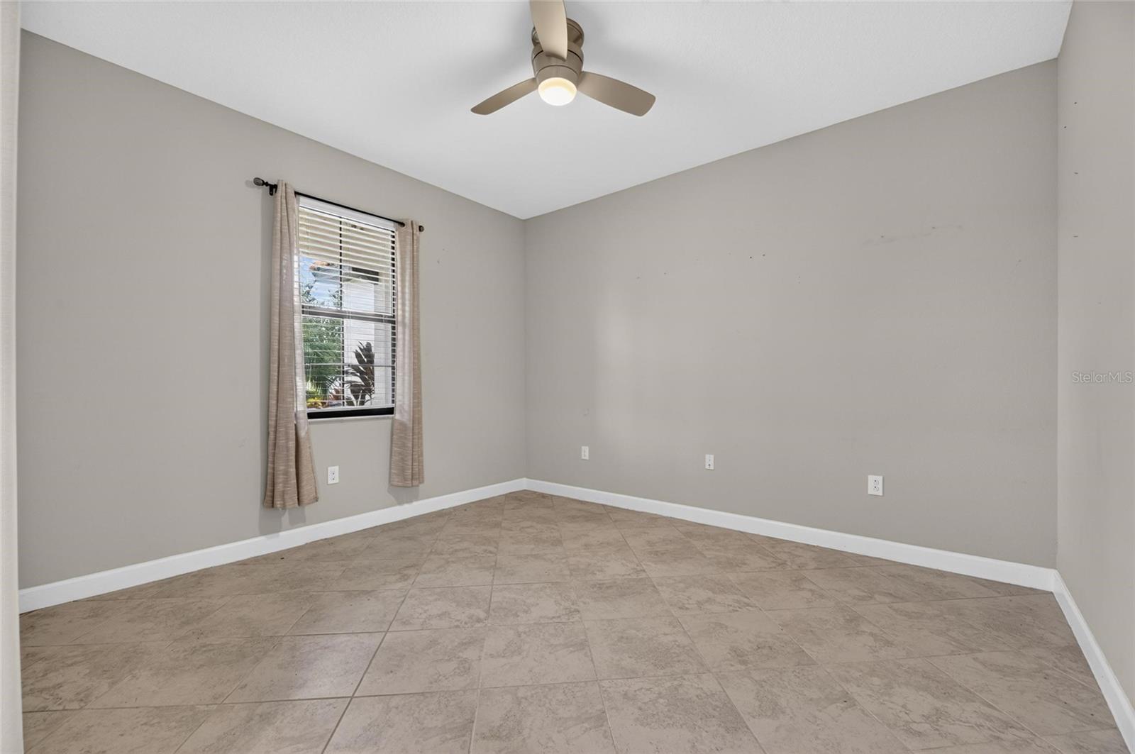 16836 Whisper Elm St Property Photo 29