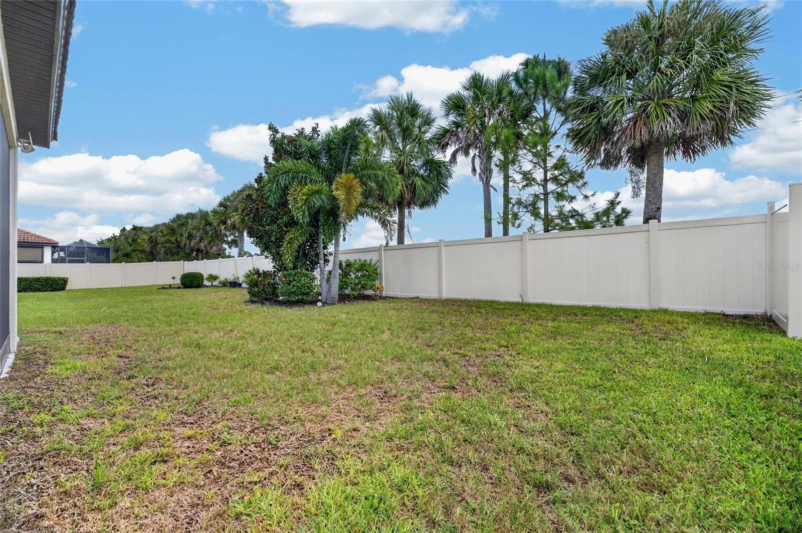 16836 Whisper Elm St Property Photo 45