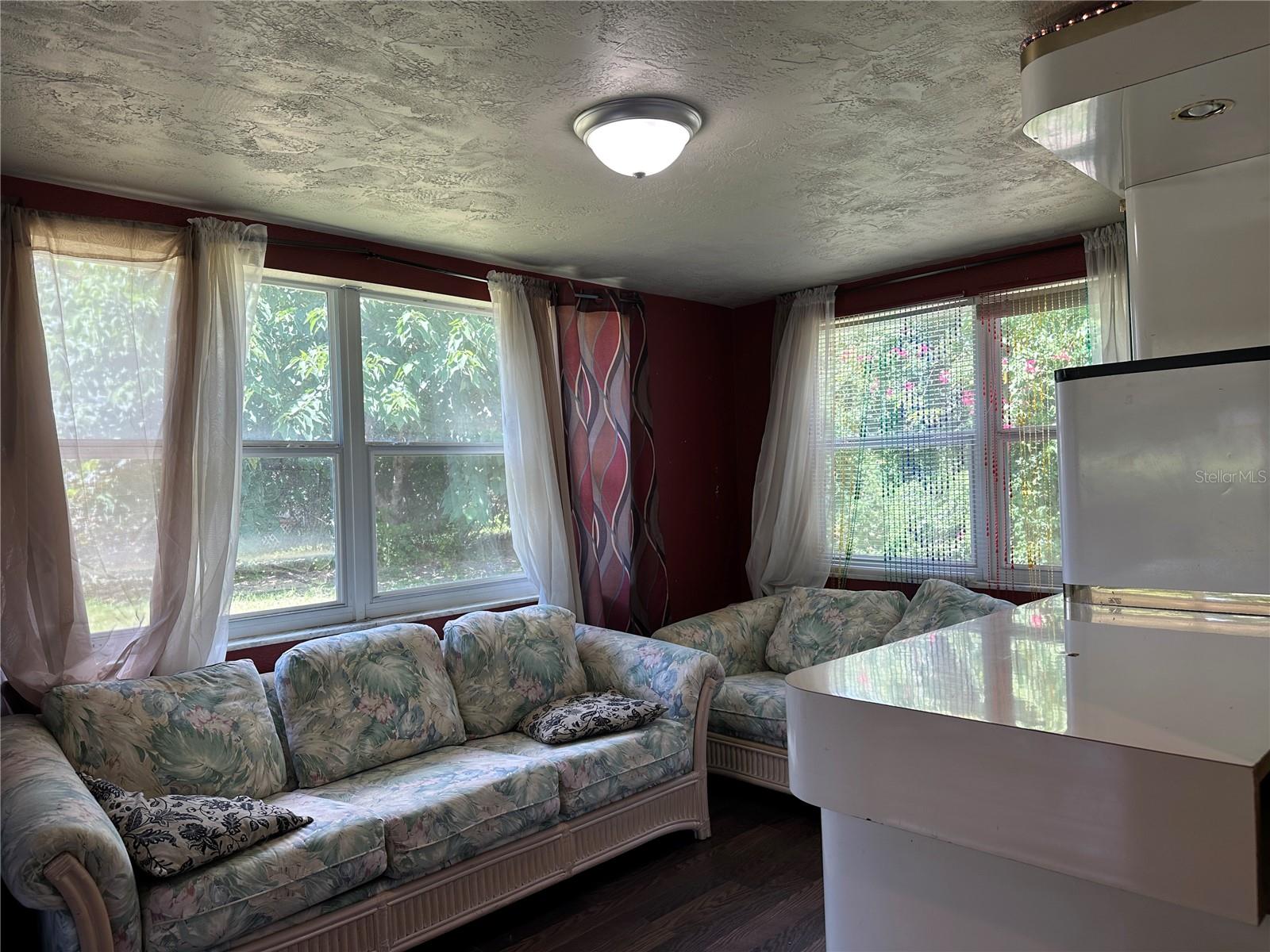 12807 Vassar Ct Property Photo 7