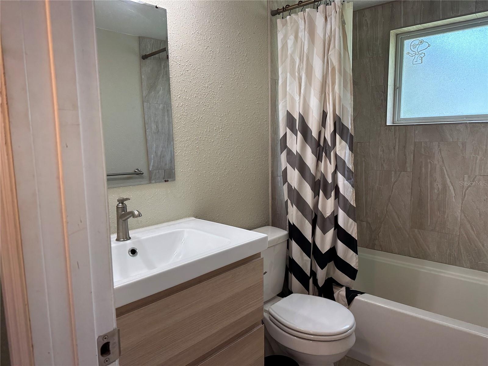 12807 Vassar Ct Property Photo 8