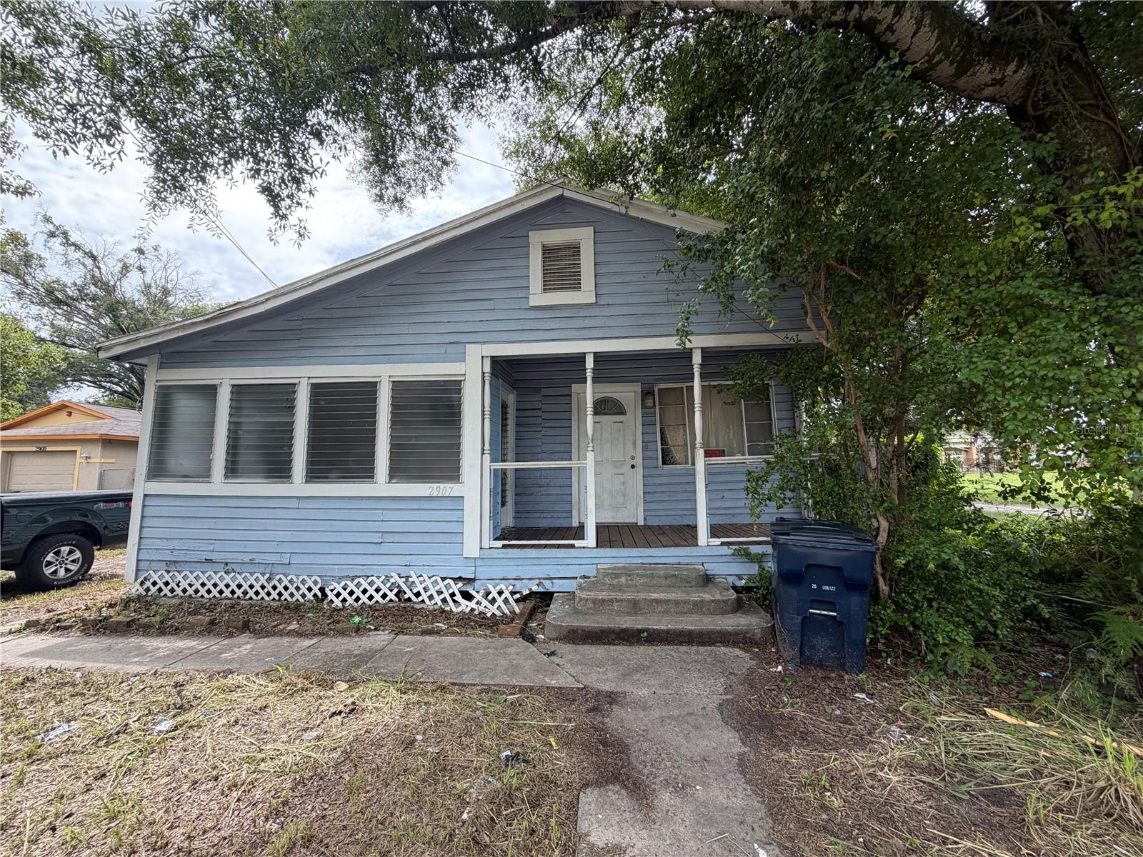 2907 E LAKE AVE Property Photo 1