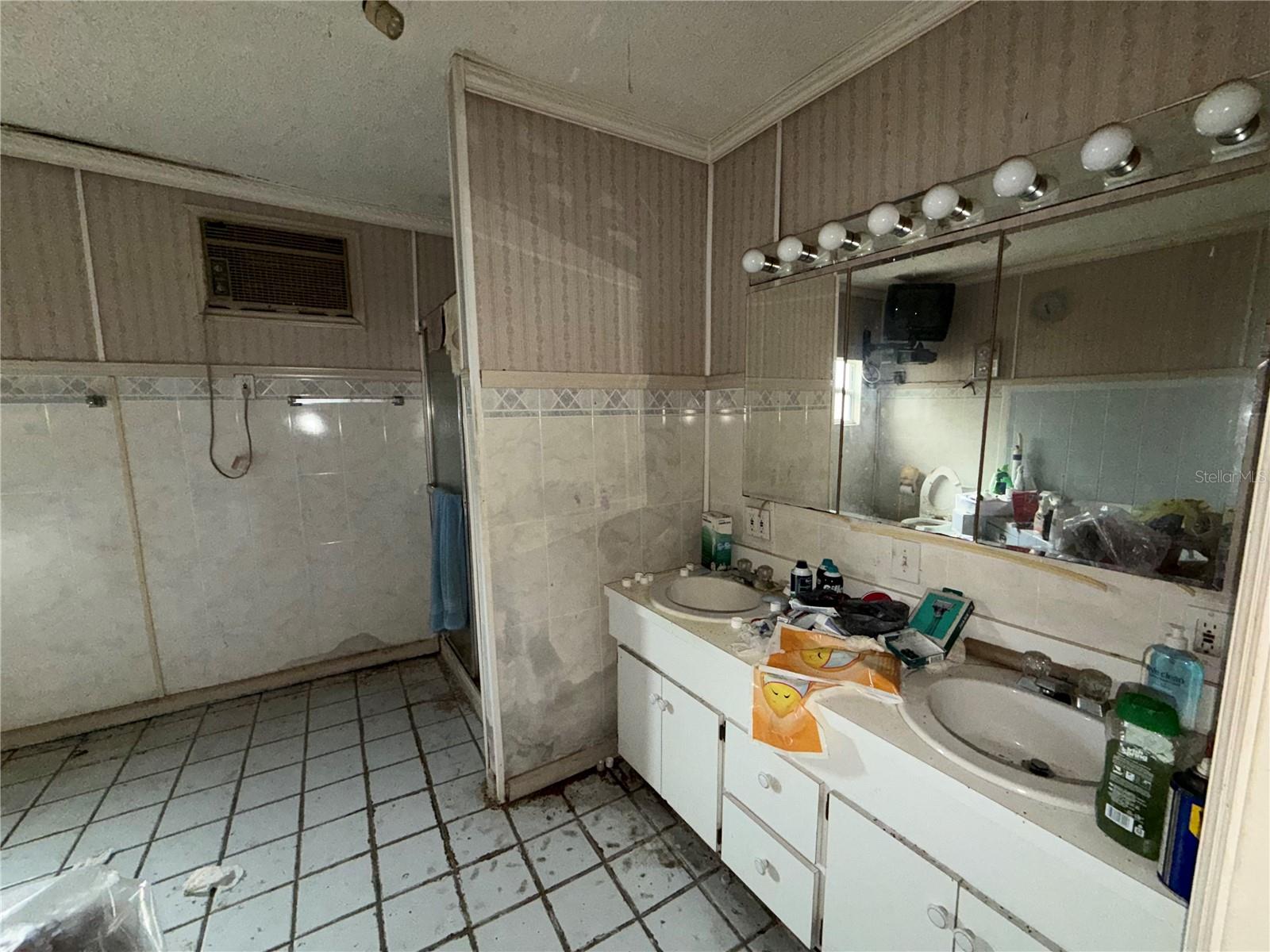 2907 E Lake Ave Property Photo 13